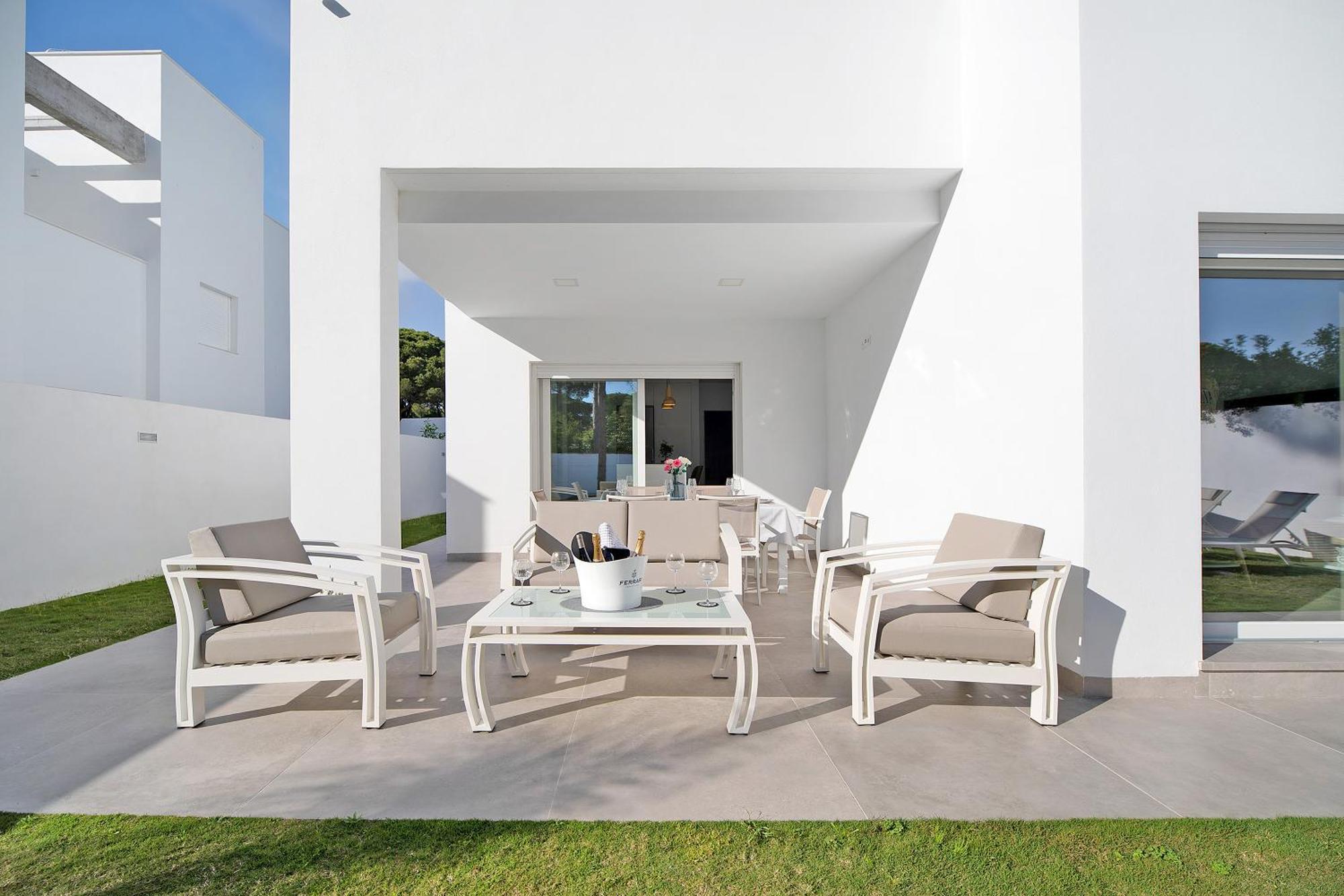 צ'יקלנה דה לה פרונטרה Villa Moderna En Chiclana מראה חיצוני תמונה